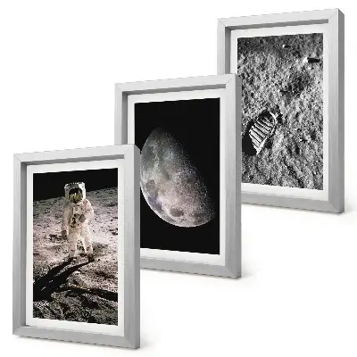 Photo frame wall astronaut on the moon footprint design