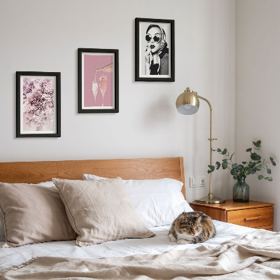 3-piece wall art set Flowers in shades of pink and an elegant woman