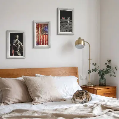 Photo frame wall gallery set with American flag theme