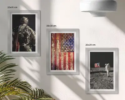 Photo frame wall gallery set with American flag theme