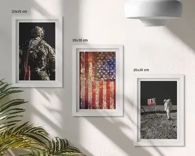 Photo frame wall gallery set with American flag theme
