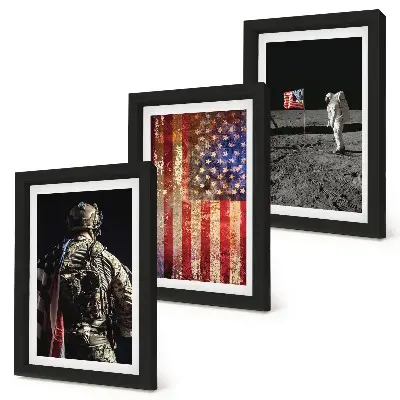Photo frame wall gallery set with American flag theme