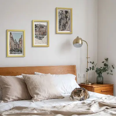 3-piece wall art set Charming city streets with views of the port and buildings