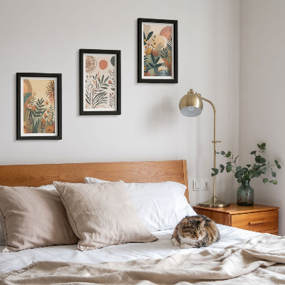 Framed triptych Plant motifs in muted colors with circles