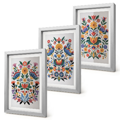 3-piece wall art set Floral patterns in intense colors on a white background
