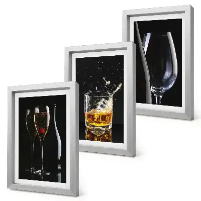 3-piece wall art set Glasses of wine and whiskey on a black background