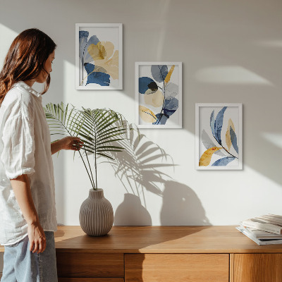 3-piece wall art set Plant motifs in a watercolor style