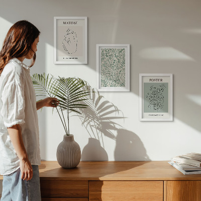 Framed triptych Lines and plant patterns in a minimalist style