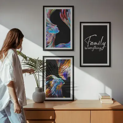 Three-piece wall art set colorful portrait patterns of a family