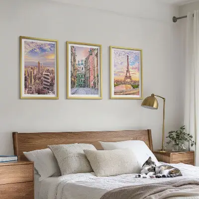 Wall art set featuring New York and Paris city twilight scenes