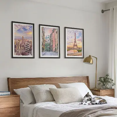 Wall art set featuring New York and Paris city twilight scenes