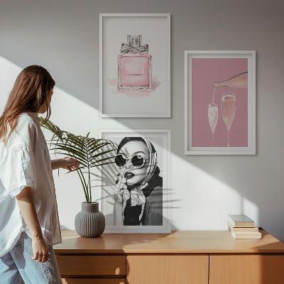 Three-piece wall art piece Stylish pink accessories