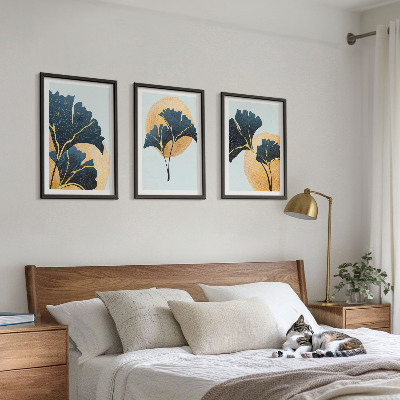 Wall art set Ginkgo leaves light background
