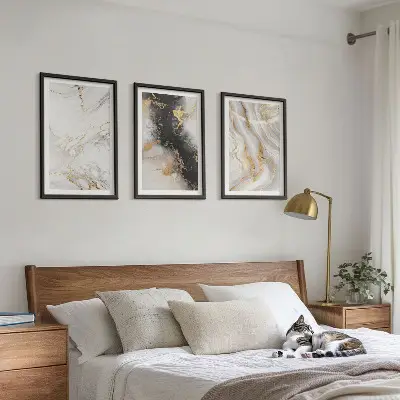 Wall art set with abstract black and white patterns