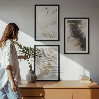 Wall art set with abstract black and white patterns