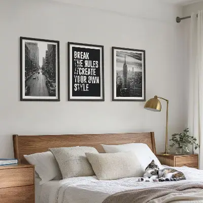 Set of 3 framed wall art pieces City streets black and white inspiration