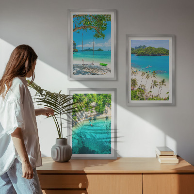 Set of 3 framed wall art pieces Beaches, palm trees, clear water