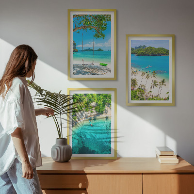 Set of 3 framed wall art pieces Beaches, palm trees, clear water