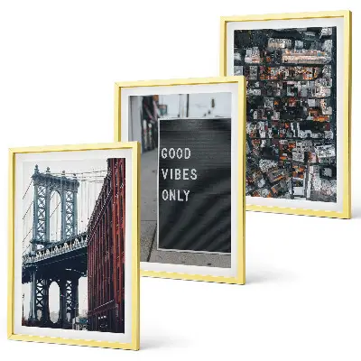 Wall art set bridge view of the city with inscriptions