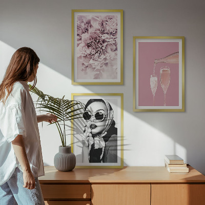 Set of 3 framed wall art pieces Rose flowers and an elegant lady