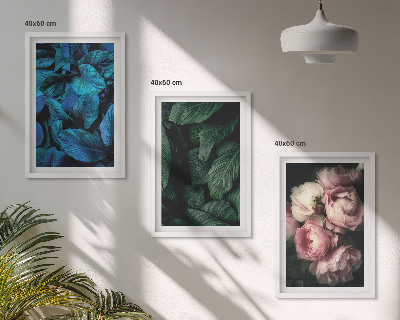 Three-piece wall art piece Leaves, flowers, different colors