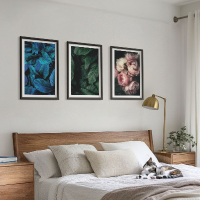 Three-piece wall art piece Leaves, flowers, different colors