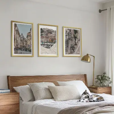 Set of 3 framed wall art pieces The charming streets of the city's port