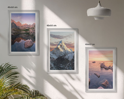 Three-piece wall art piece Mountain landscapes in the background