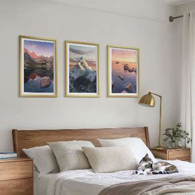Three-piece wall art piece Mountain landscapes in the background