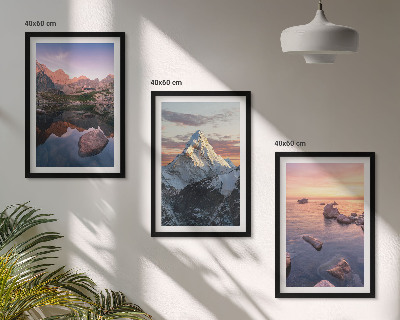 Three-piece wall art piece Mountain landscapes in the background