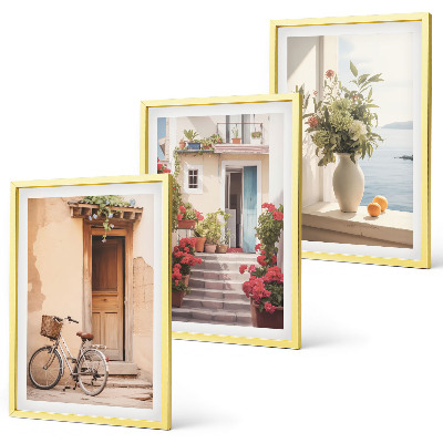 Three-piece wall art piece Charming seaside streets