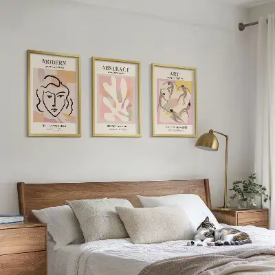 Three-piece wall art piece Stylish portraits in pastels