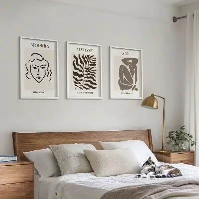 Wall art set stylish graphics with lines and characters