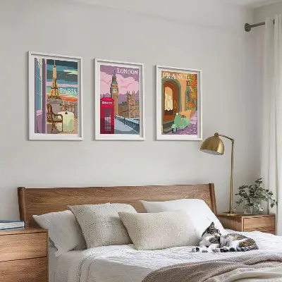 Three-piece wall art set with Parisian and London retro views