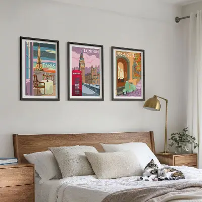 Three-piece wall art set with Parisian and London retro views