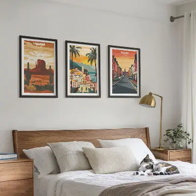 Set of 3 framed wall art pieces Landscapes of natural cities