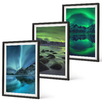 Wall art set Winter landscape of the aurora borealis