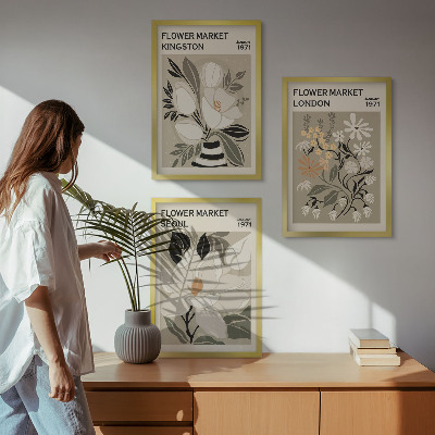 Wall art set Retro Flowers from Cities Around the World