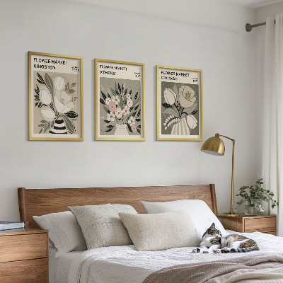 Three-piece wall art piece Retro floral arrangements