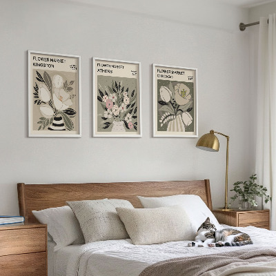 Three-piece wall art piece Retro floral arrangements