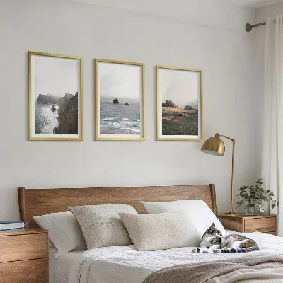 Wall art set featuring landscapes of mountains and the sea