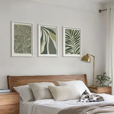 Wall art set green leaves with wavy lines