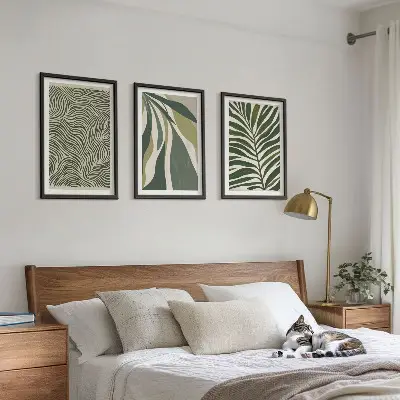 Wall art set green leaves with wavy lines
