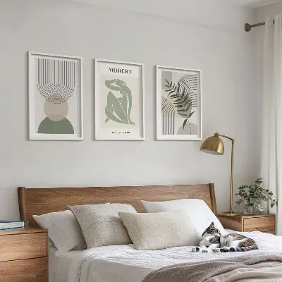 Set of 3 framed wall art pieces Stylish plant graphics