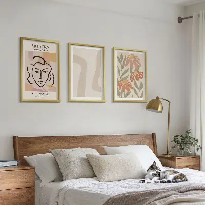 Three-piece wall art piece Modern abstract woman