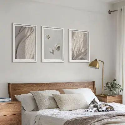 Three-piece wall art set boho structured close-up design