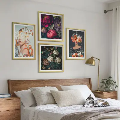 Set of 4 wall art pieces featuring floral portraits of bouquets and leaves