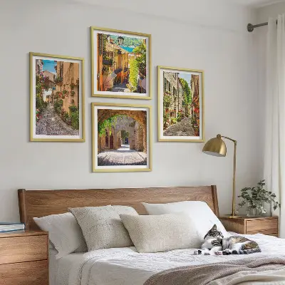 Wall art set featuring Italian streets with flowers and architecture