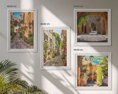 Wall art set featuring Italian streets with flowers and architecture