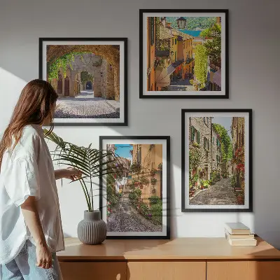 Wall art set featuring Italian streets with flowers and architecture